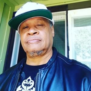 Meet your Posher, Leo